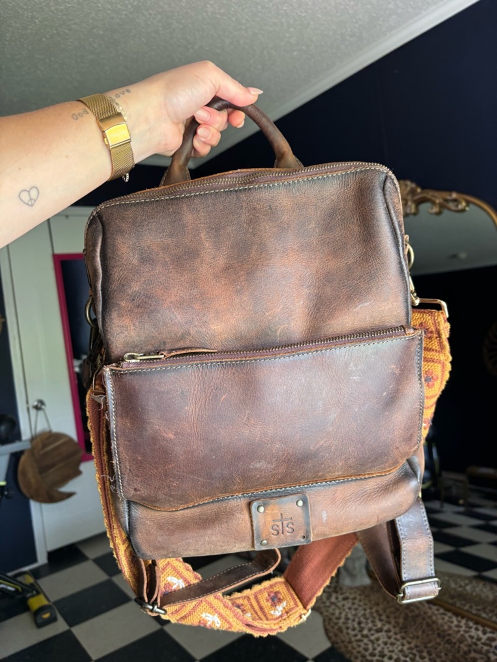 STS Ranchwear Brown Leather Convertible Bag with Strap - Picture 13 of 13